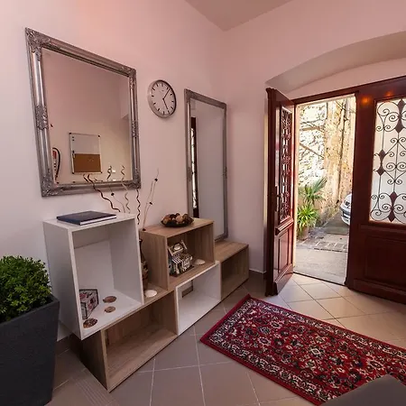 Apartment Slava *